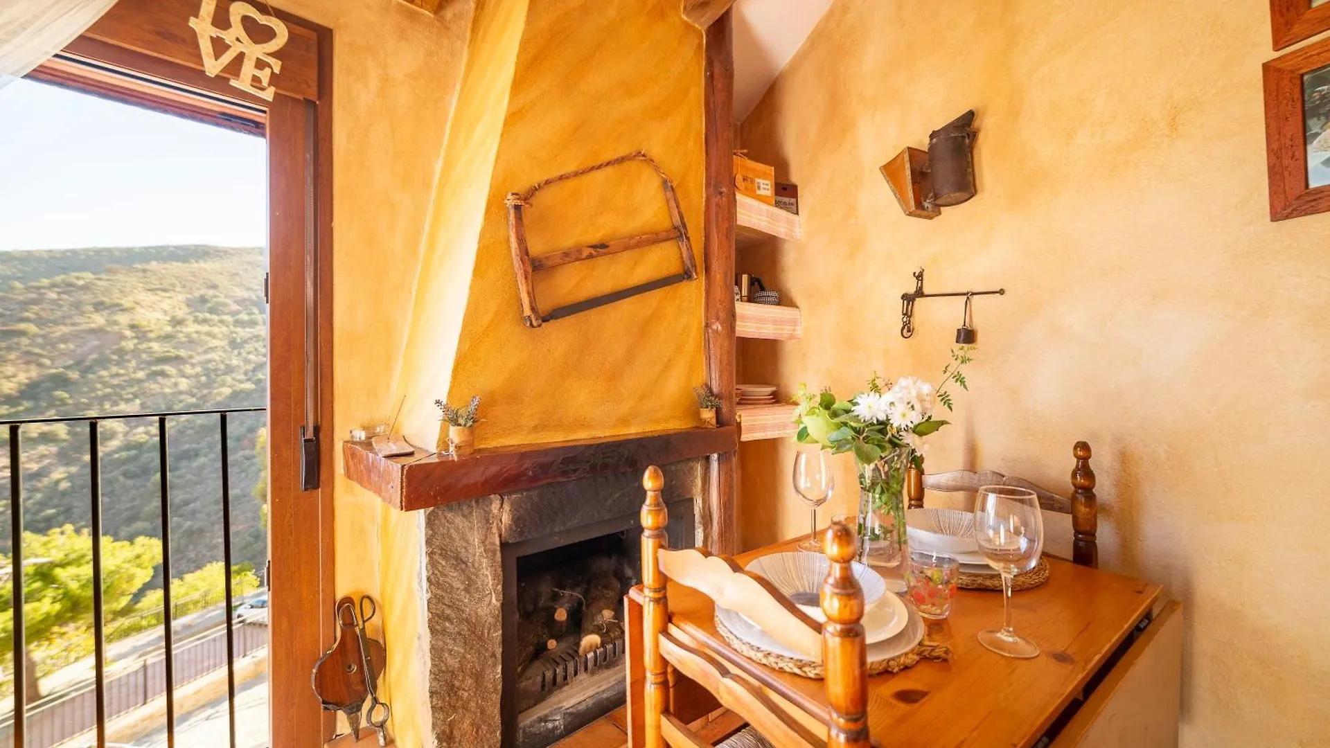El Mirador Villa Laroya